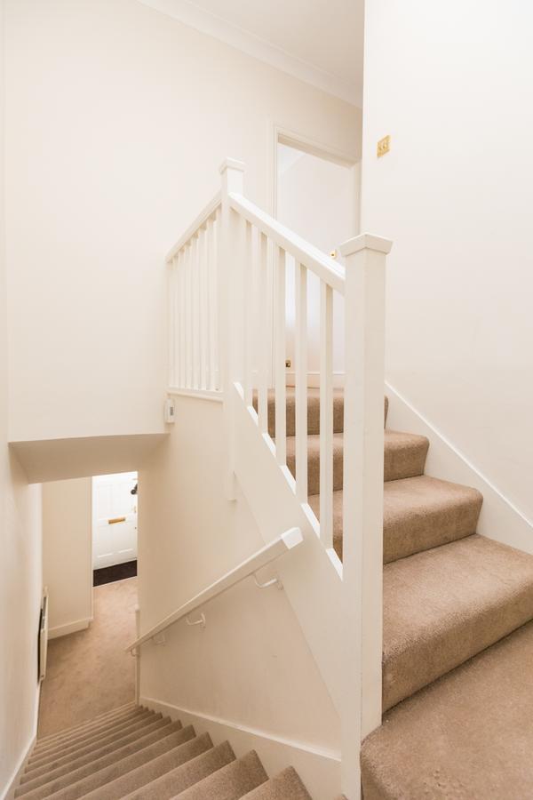 Victoria Mews Apartment Лондон Экстерьер фото